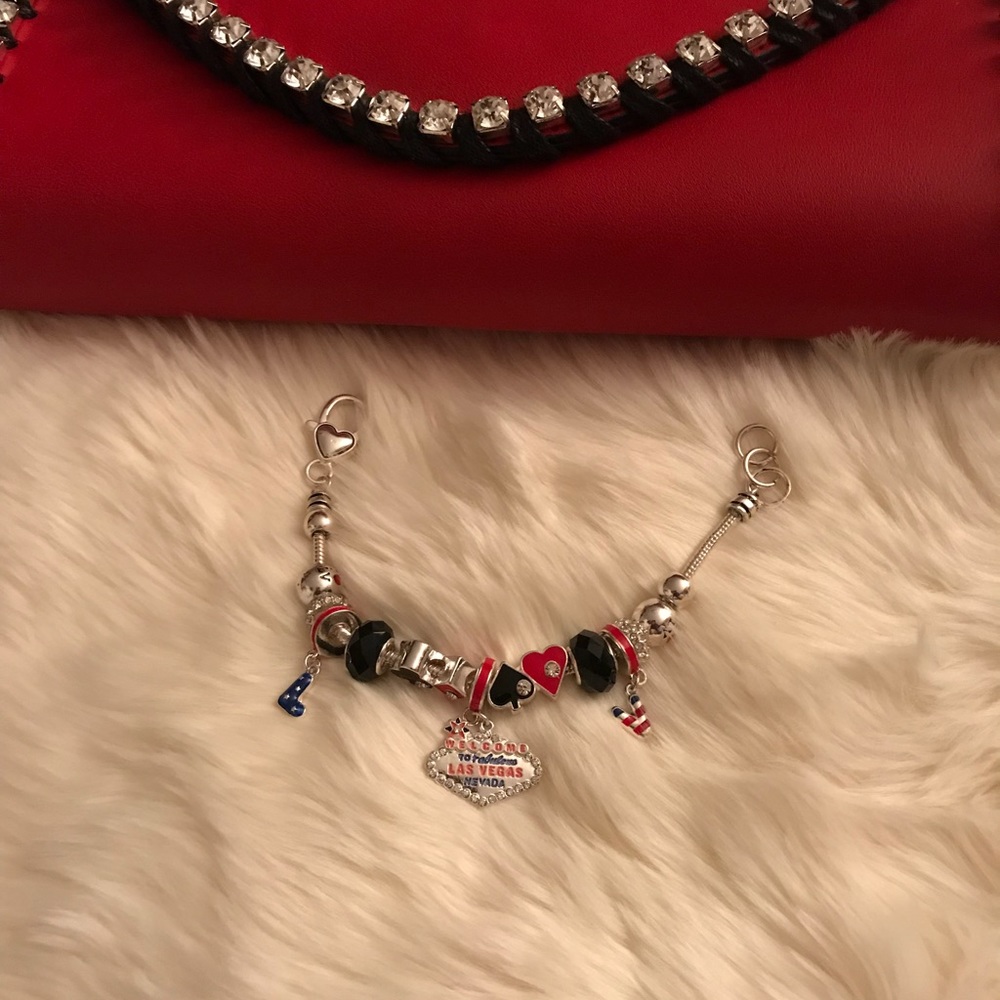 Purse - Picture 4 of 4